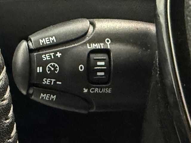 Peugeot 2008 1.2 PureTech 100 CV Active