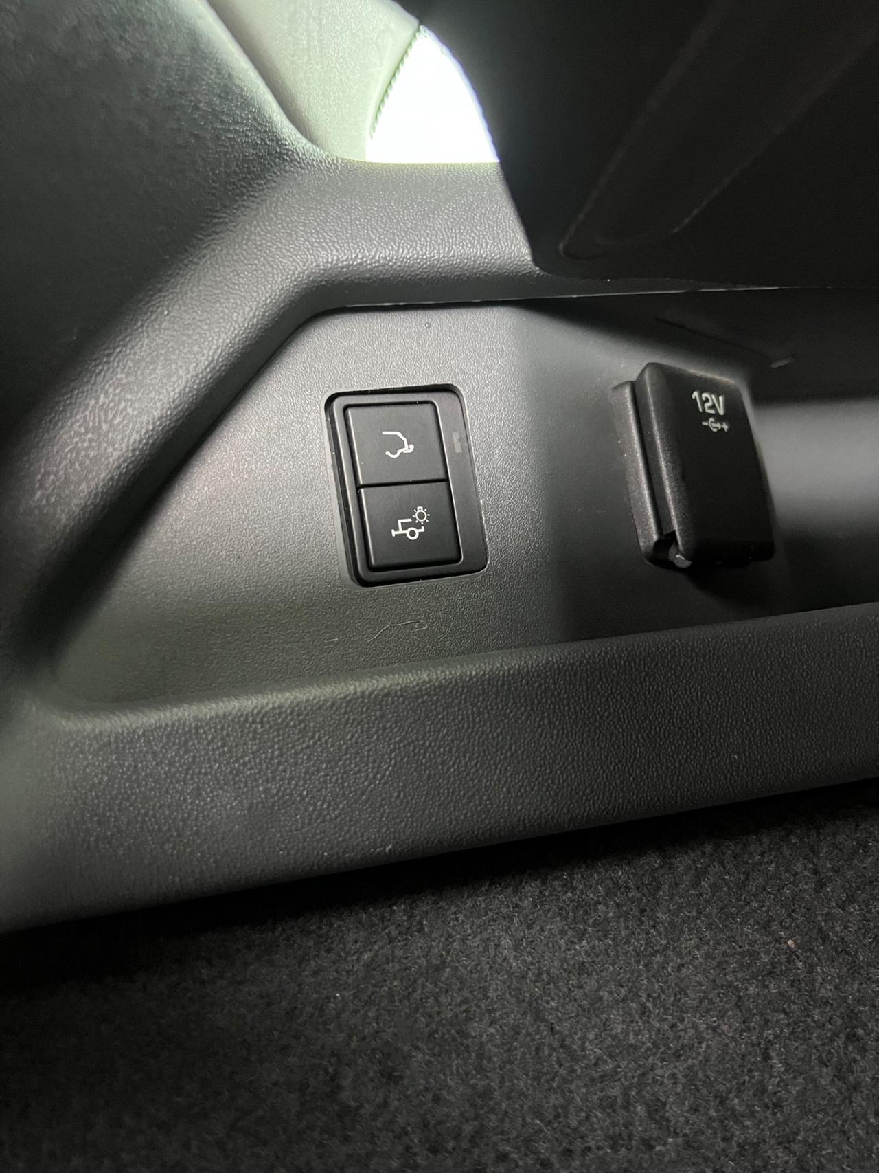 Land Rover Discovery Sport 2.0 TD4 150 CV HSE Luxury