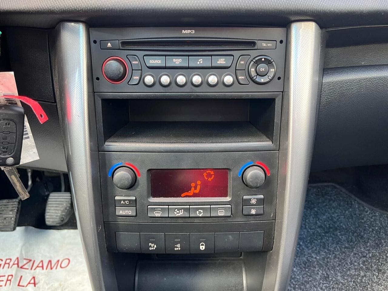 Peugeot 207 1.6 HDi 12 MESI DI GARANZIA