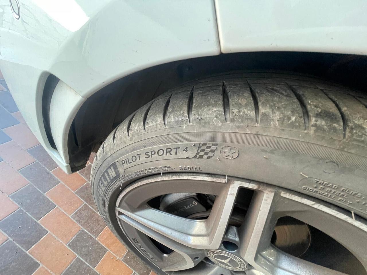 Mercedes-benz B 200 Automatic Premium AMG