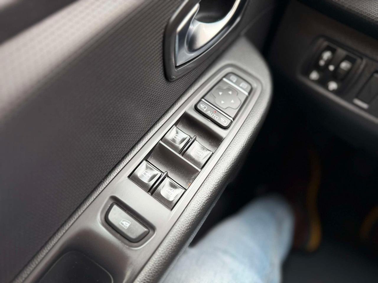 Renault Clio dCi 8V 90 CV 5 porte Moschino Intens/FULL LED/PELLE/CAMERA