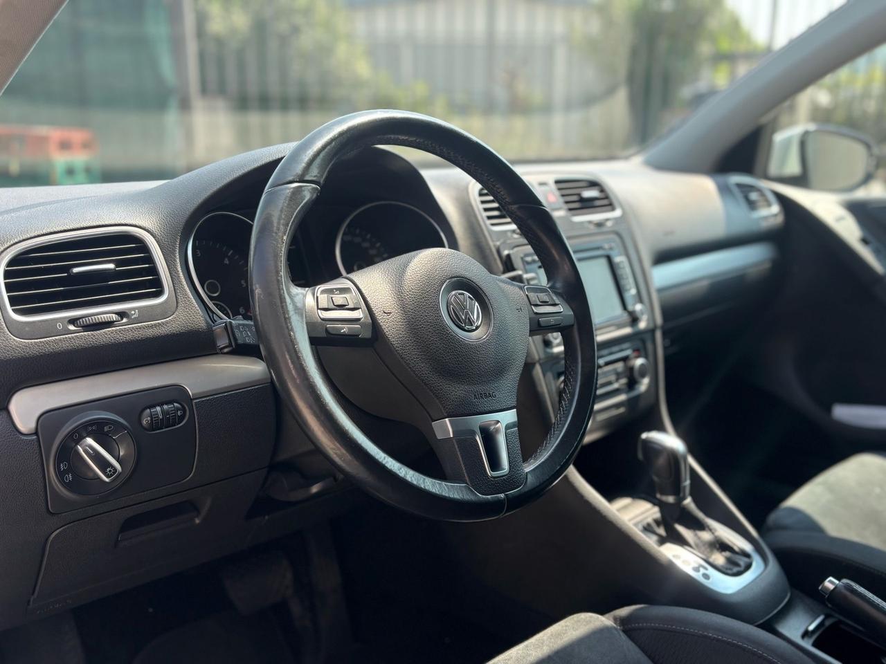 Volkswagen Golf 1.6 TDI DPF DSG 5p. Highline