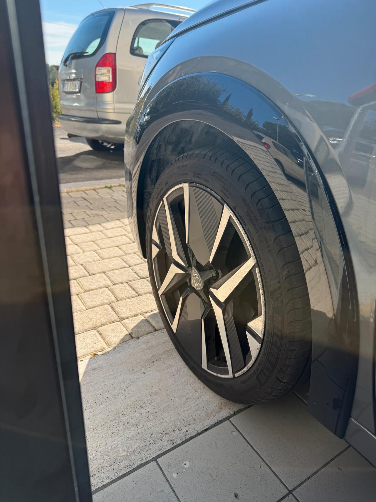 Peugeot 208 PureTech 100 Stop&Start 5 porte GT