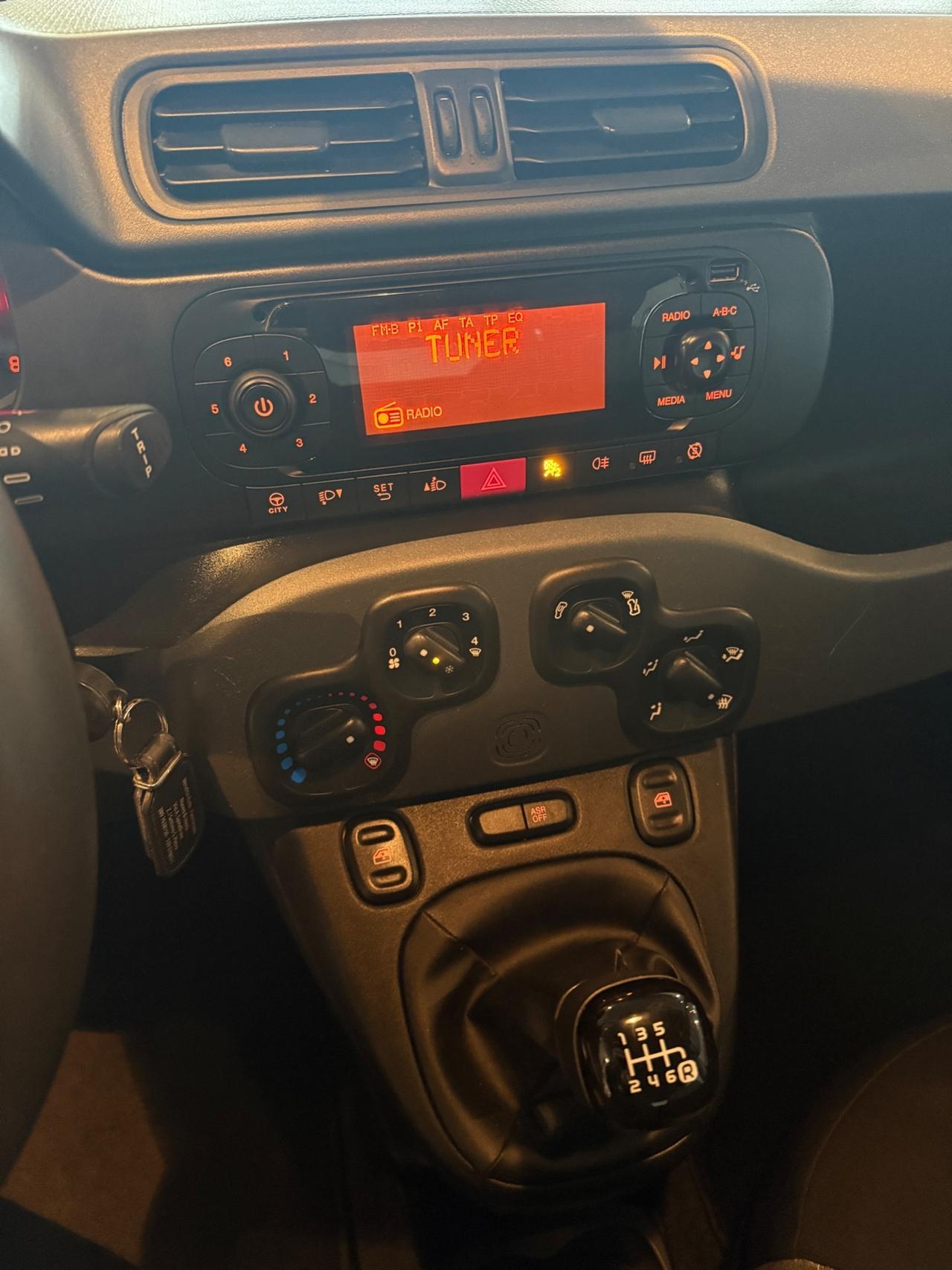 Fiat Panda 1.0 FireFly S&S Hybrid IVA ESPOSTA