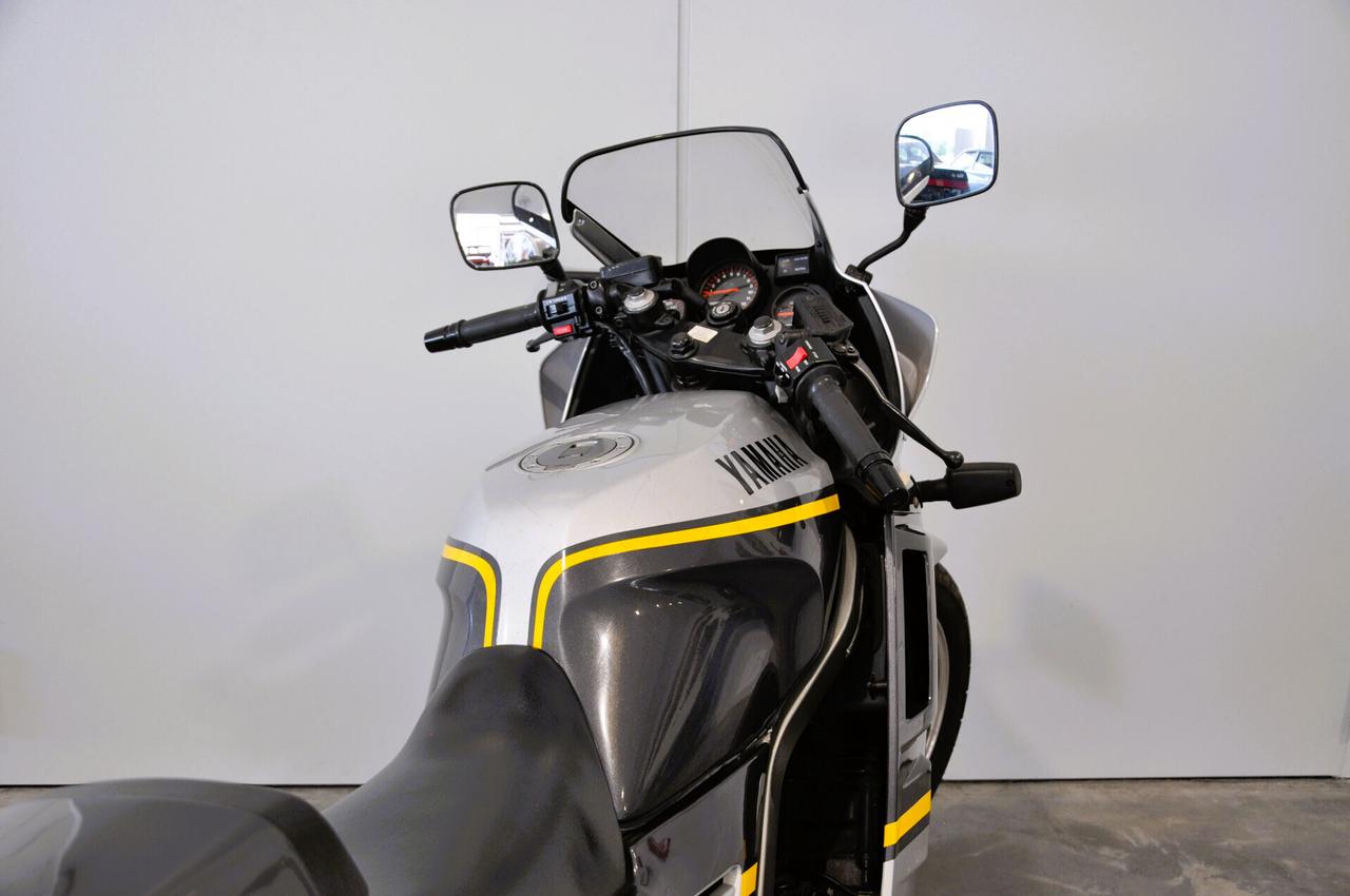 Yamaha FZ 750 FMI UNIPRO REALE !!!