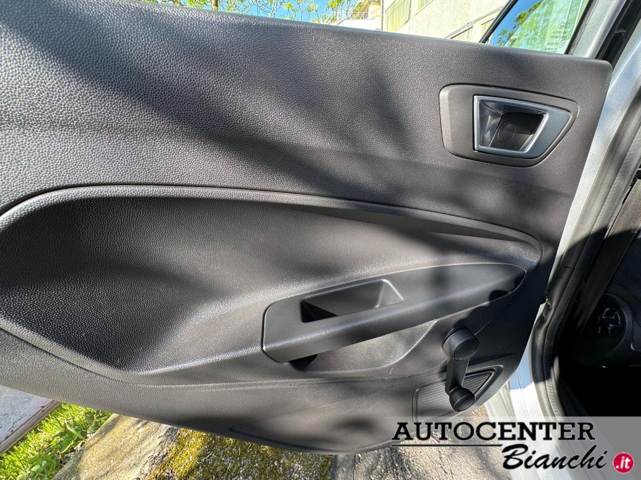 Ford Fiesta 5 Porte 1.5 tdci 75cv