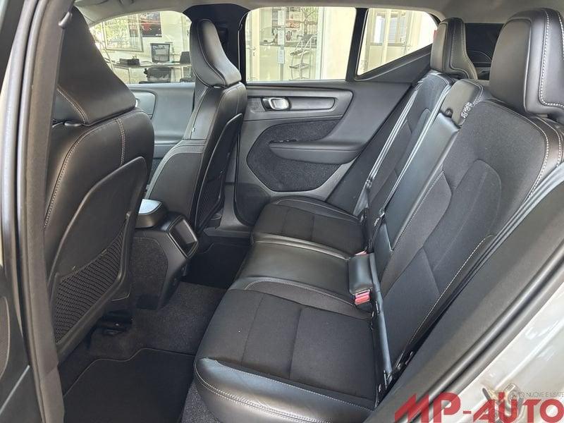 Volvo XC40 T3