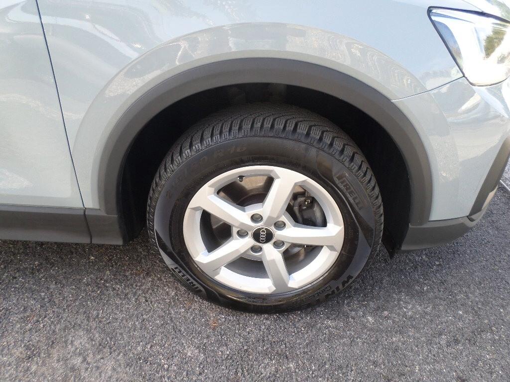 Audi Q2 35 TDI quattro S tronic Business Plus