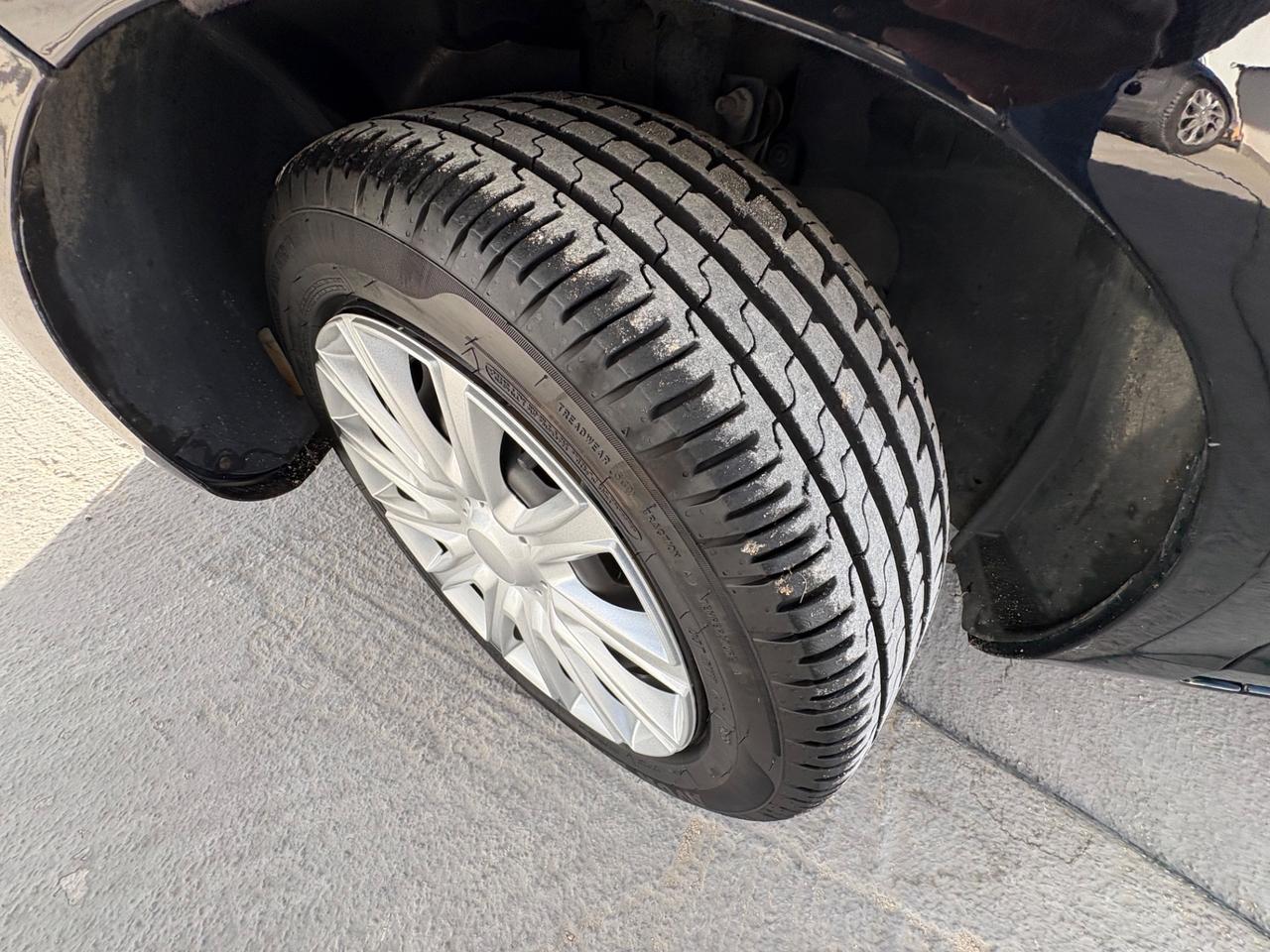 Ford Fiesta Fiesta+ 1.4 TDCi 68CV 5 porte