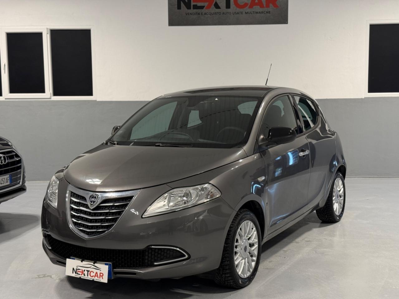 Lancia Ypsilon 1.2 69 CV 5 porte Platinum