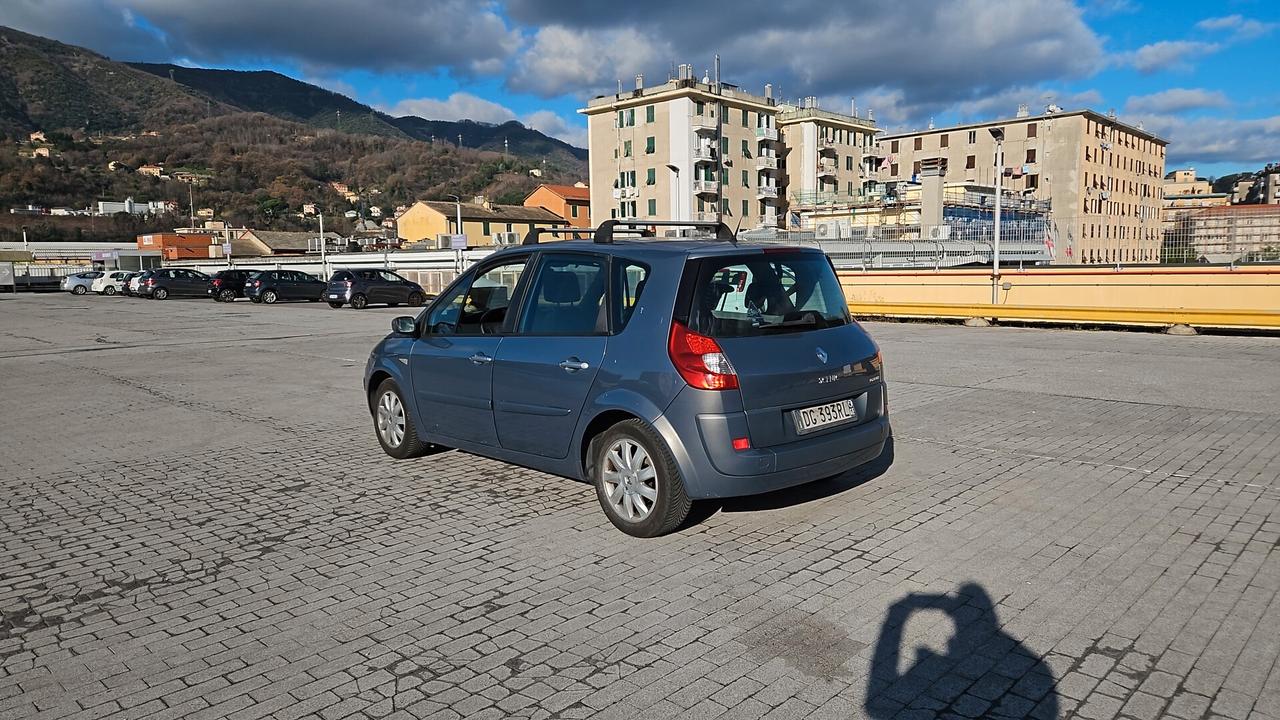 Renault Scenic Scénic 1.5 dCi/105CV Dynamique