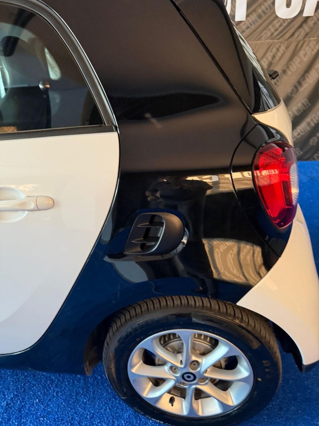 Smart ForFour EQ Prime automatica accetto permute e finanziamenti