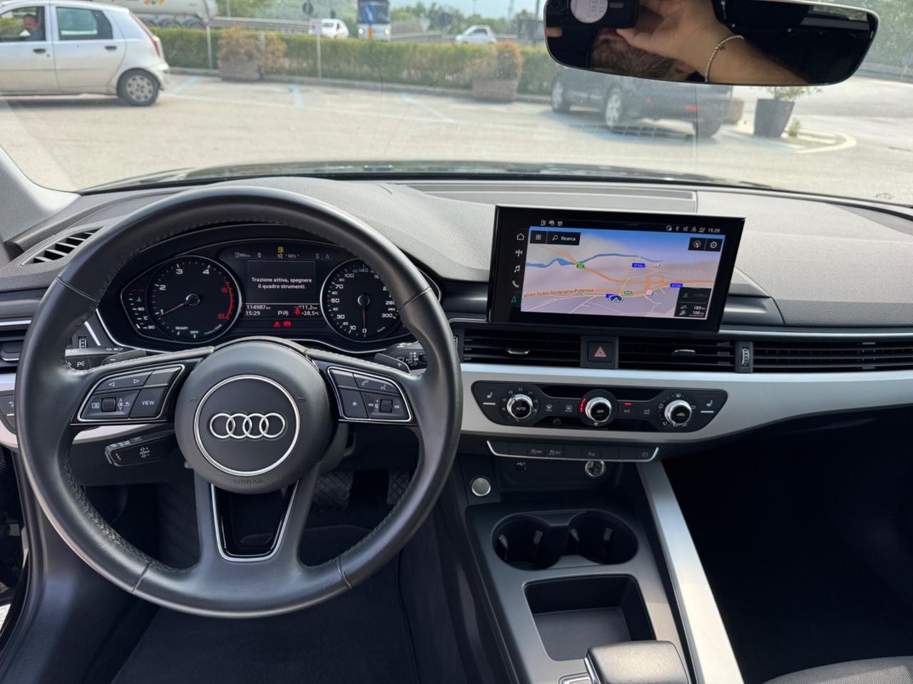 Audi A4 Avant 30 TDI/136 CV S tronic Business Advanced