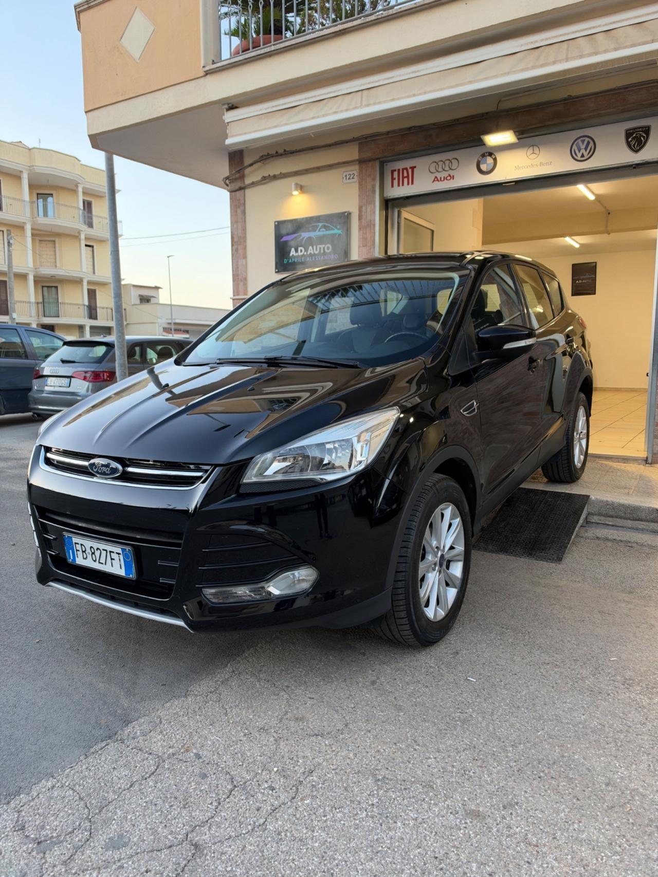 Ford Kuga 2.0 TDCI 150 CV S&S 4WD Titanium
