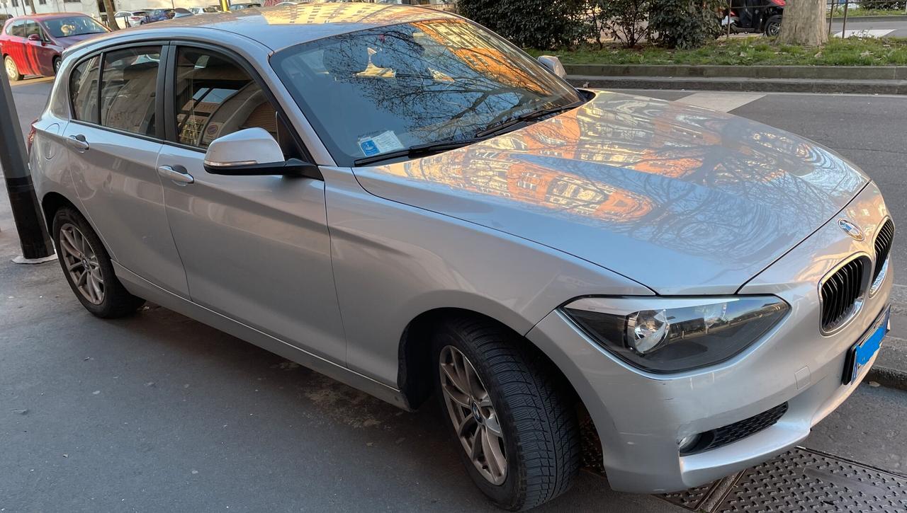 Bmw 116 116d 5p. Efficient Dynamics Business