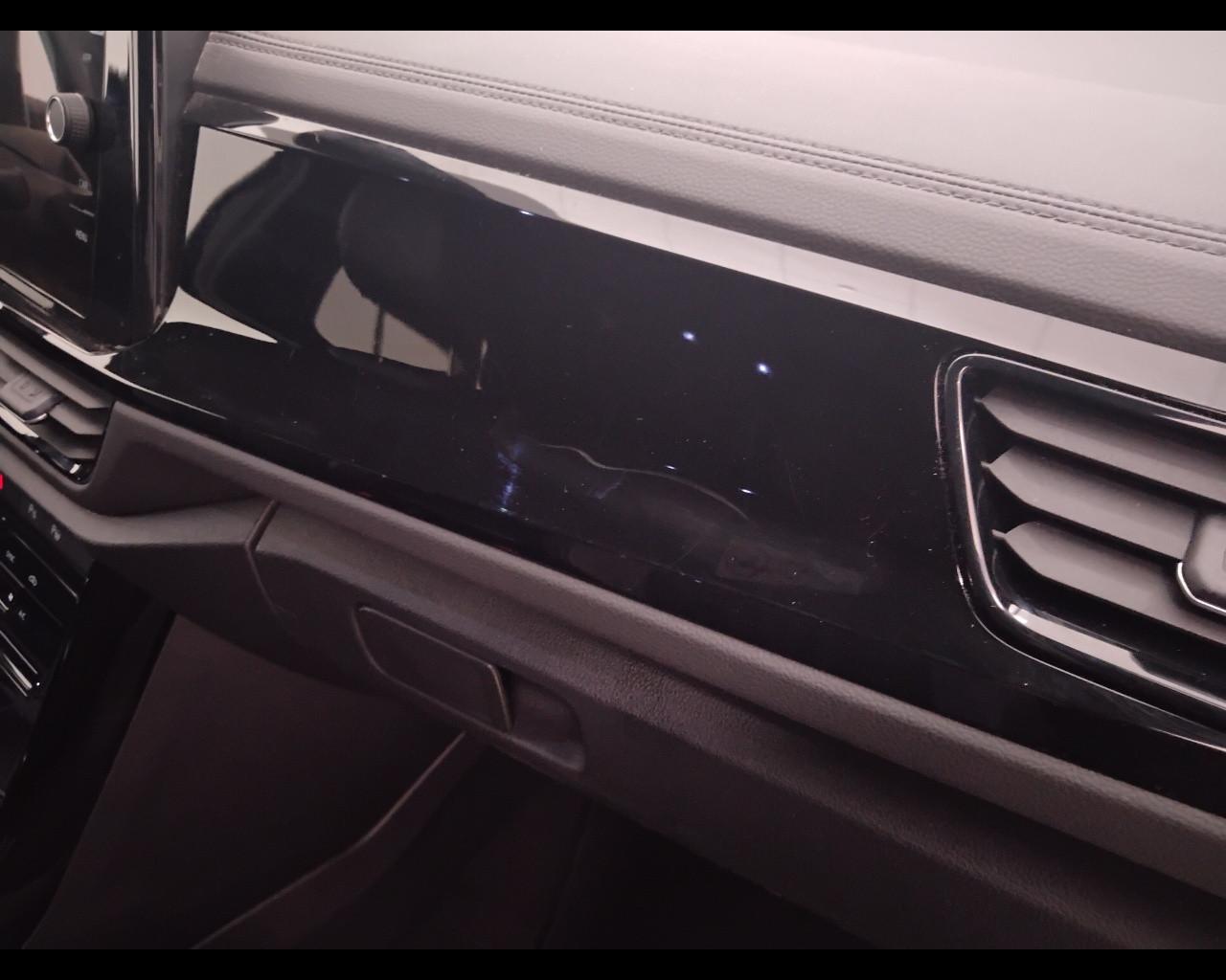 VOLKSWAGEN T-Roc 2022 - T-Roc 2.0 tdi R-Line 115cv