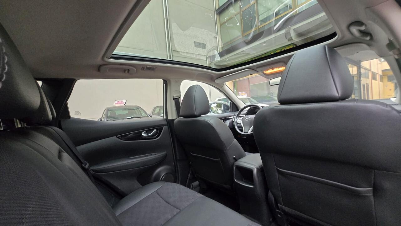 Nissan Qashqai 1.6 dCi 2WD Gancio Traino Cambio Automatico