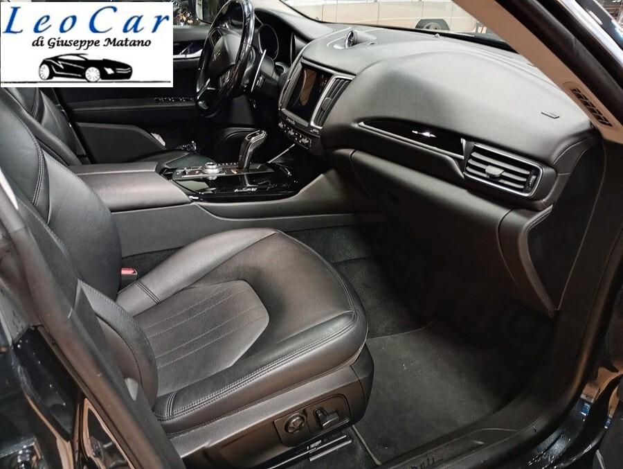Maserati Levante V6 Diesel AWD Granlusso (Motore sostituito NUOVO a 120.000 km)