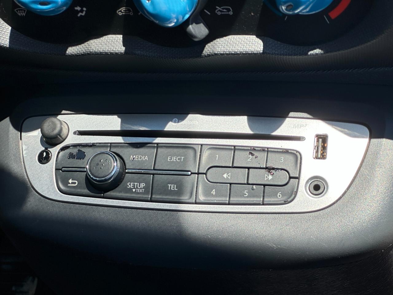 RENAULT Twingo 1.2 16V Live