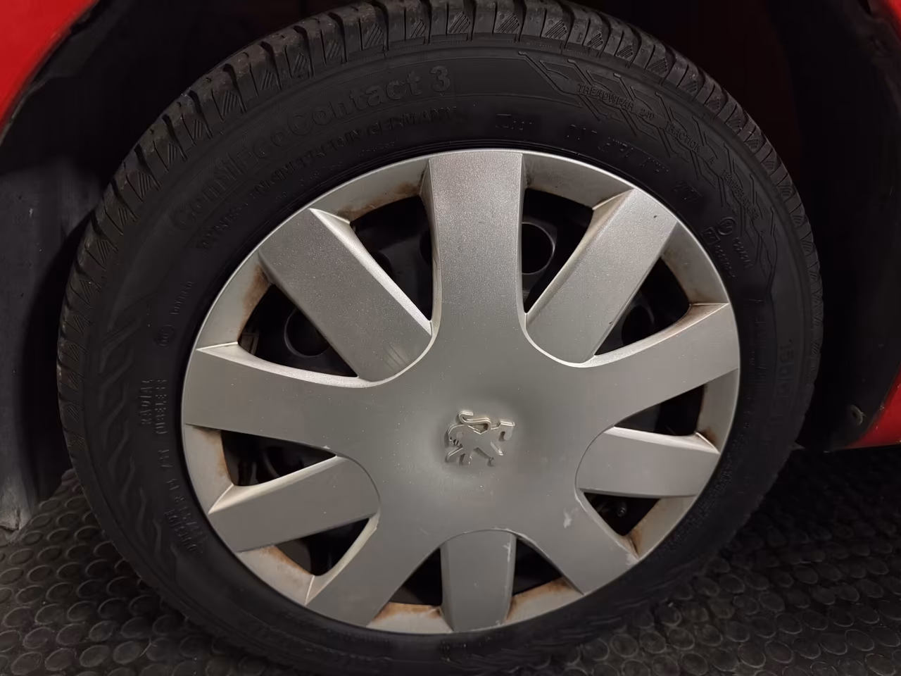 Peugeot 107 1.0 68CV 3p. Desir - Adatta a neo patentati - Frizione nuova