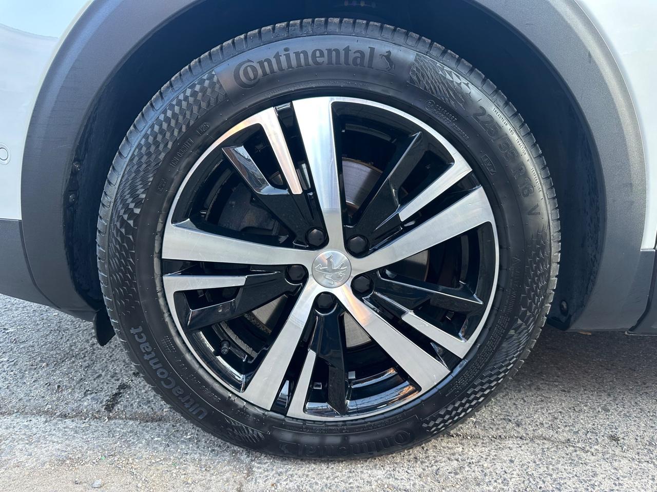 Peugeot 3008 Hybrid 225 e-EAT8 GT