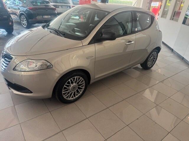 LANCIA Ypsilon 3ª serie Ypsilon 1.2 69 CV 5 po...