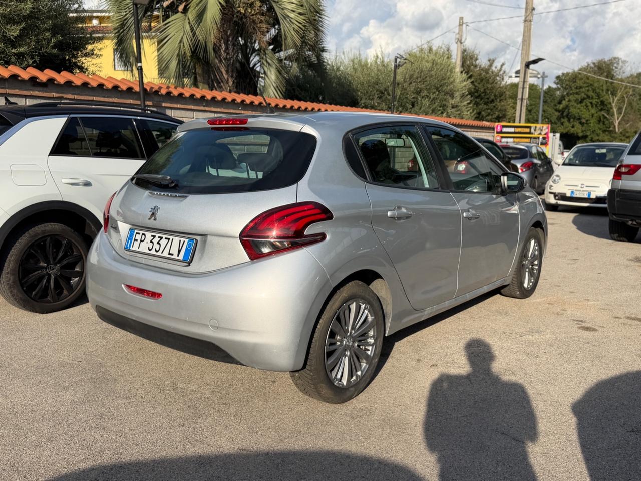 Peugeot 208 PureTech 82 5 porte Allure