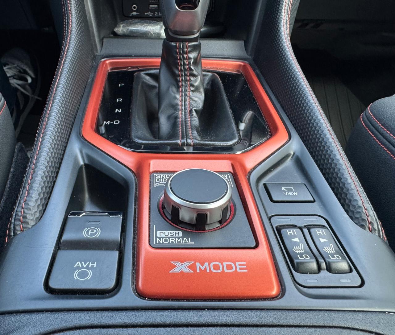 Subaru Forester 2.0i e-boxer 4dventure lineartronic SERVICE SUBARU