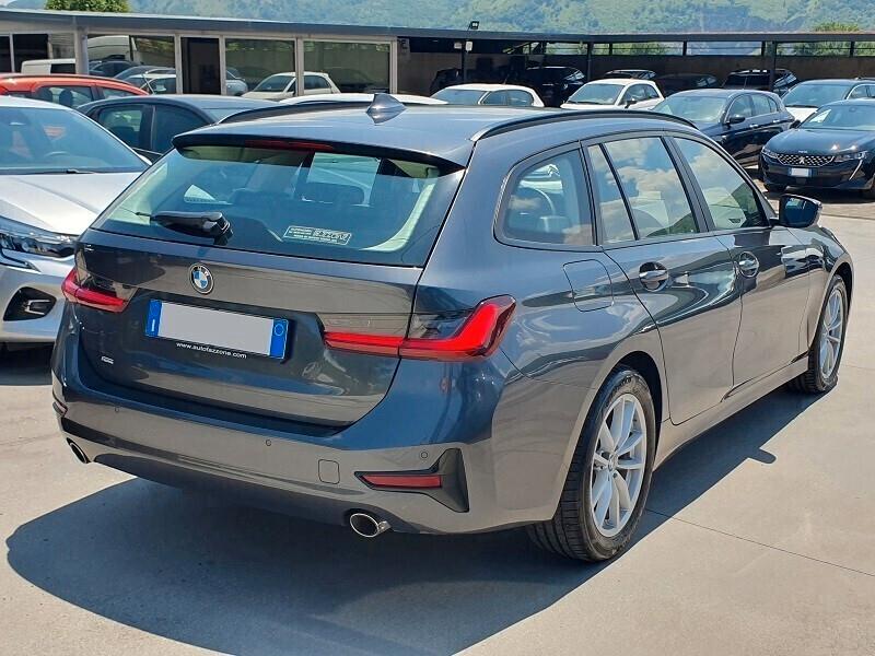 BMW 316d Touring 122 Mild-Hybrid Auto LED KM 6.251
