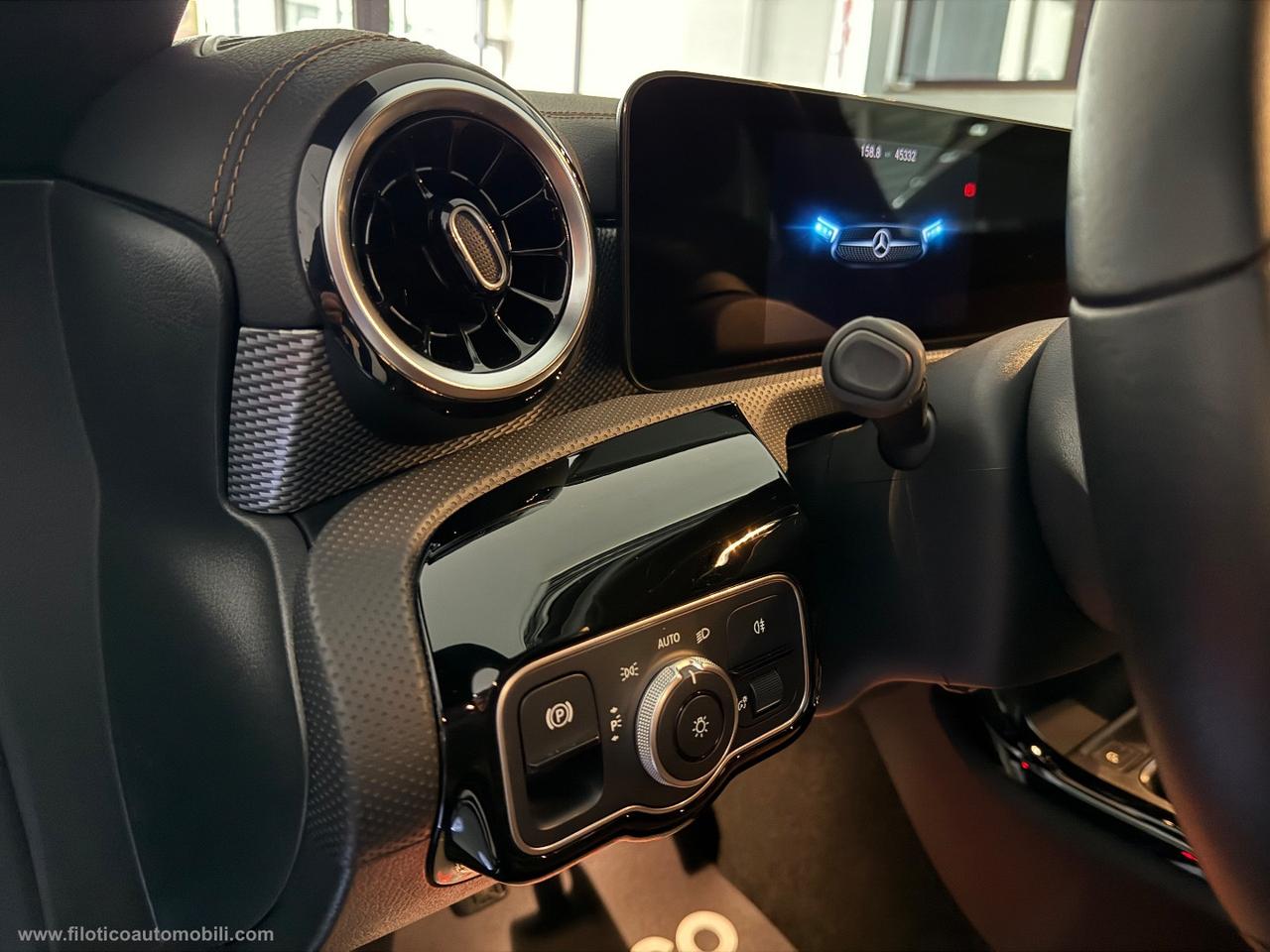 MERCEDES-BENZ CLA 200 d Sport COUPE 150CV LED - PELLE - FULL OPTIONAL