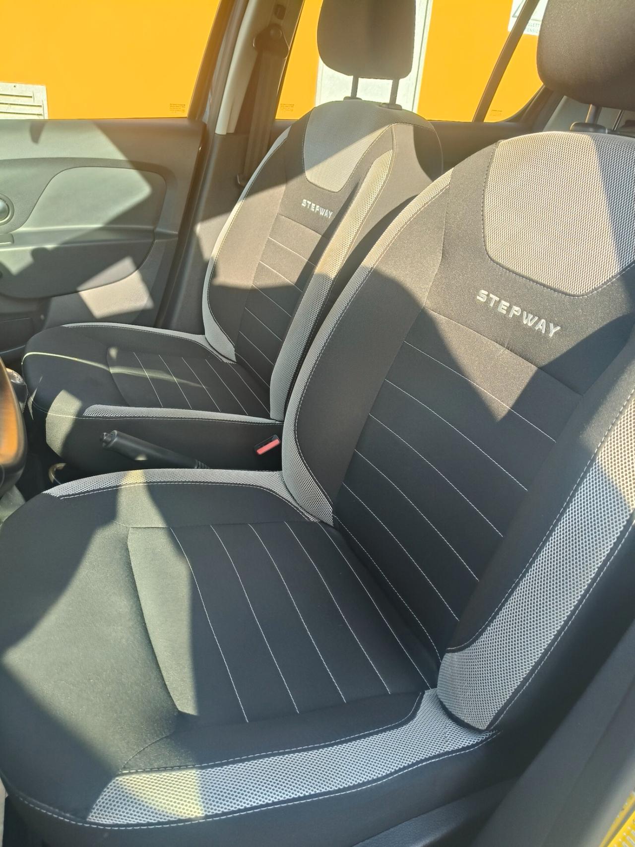Dacia Sandero Stepway 1.5 Blue dCi 95 CV Comfort