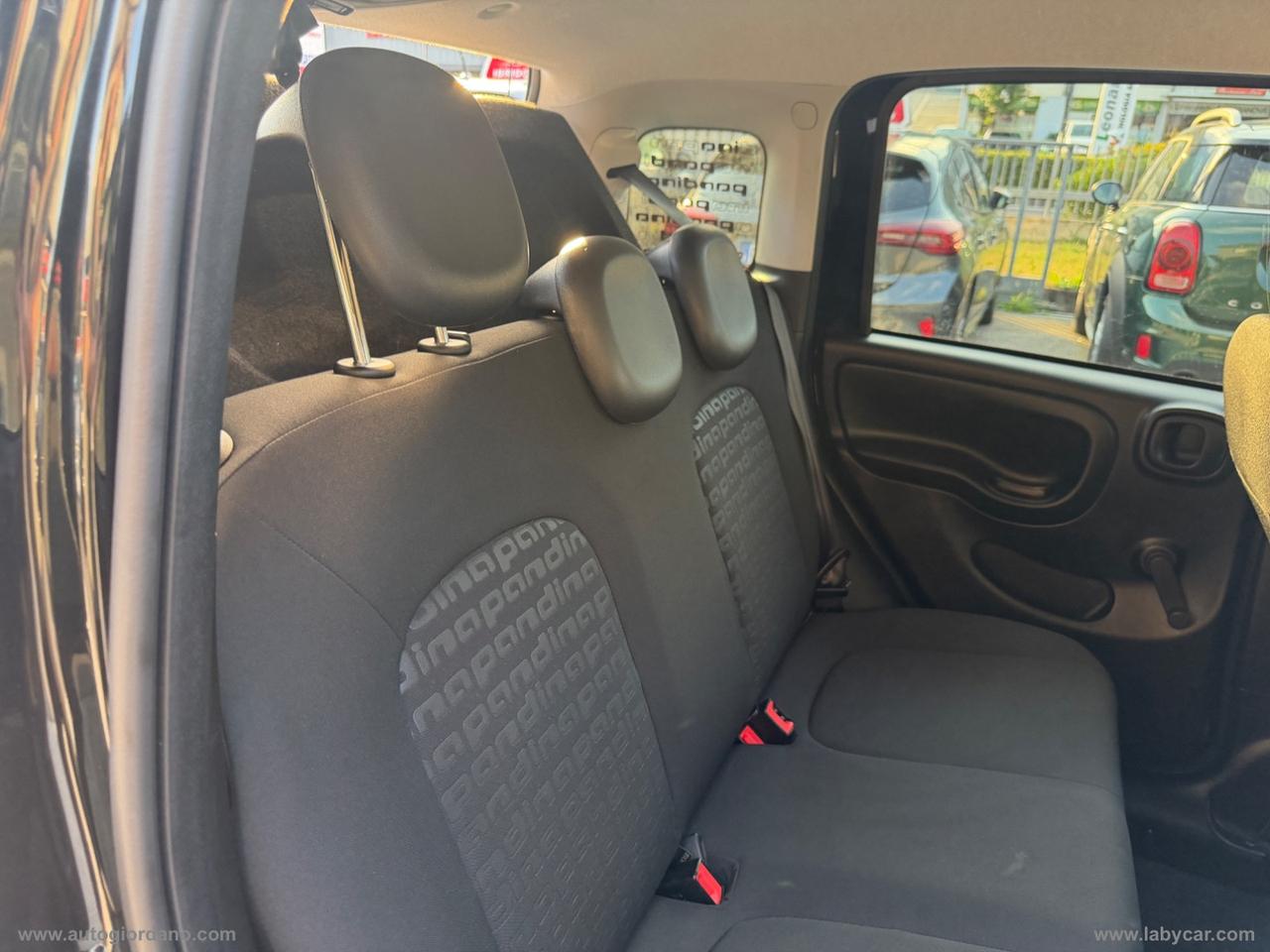 FIAT Panda 1.0 FireFly S&S Hybrid PACK CROSS
