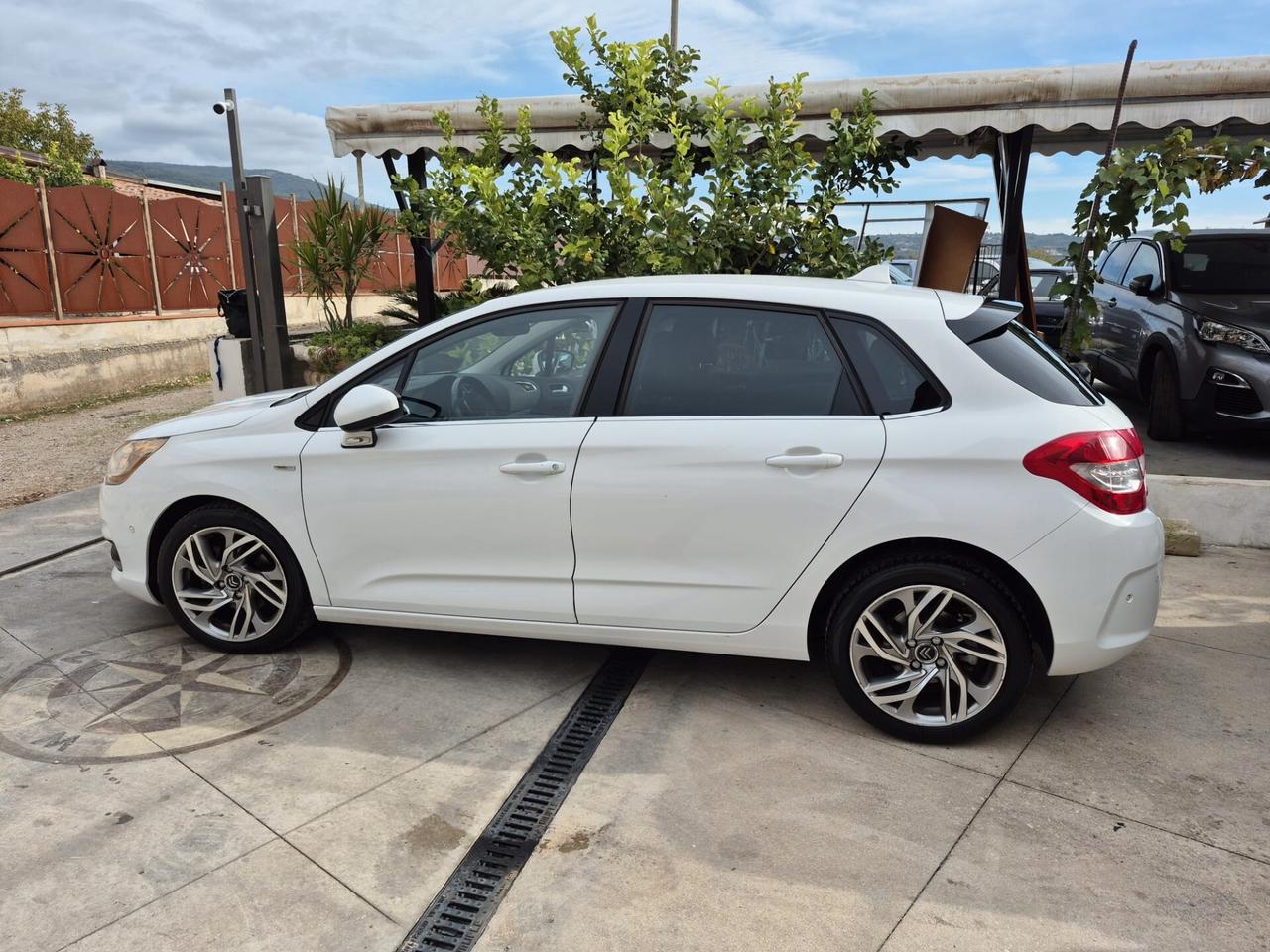 Citroen C4 1.6 e-HDi 115 ETG6 Exclusive