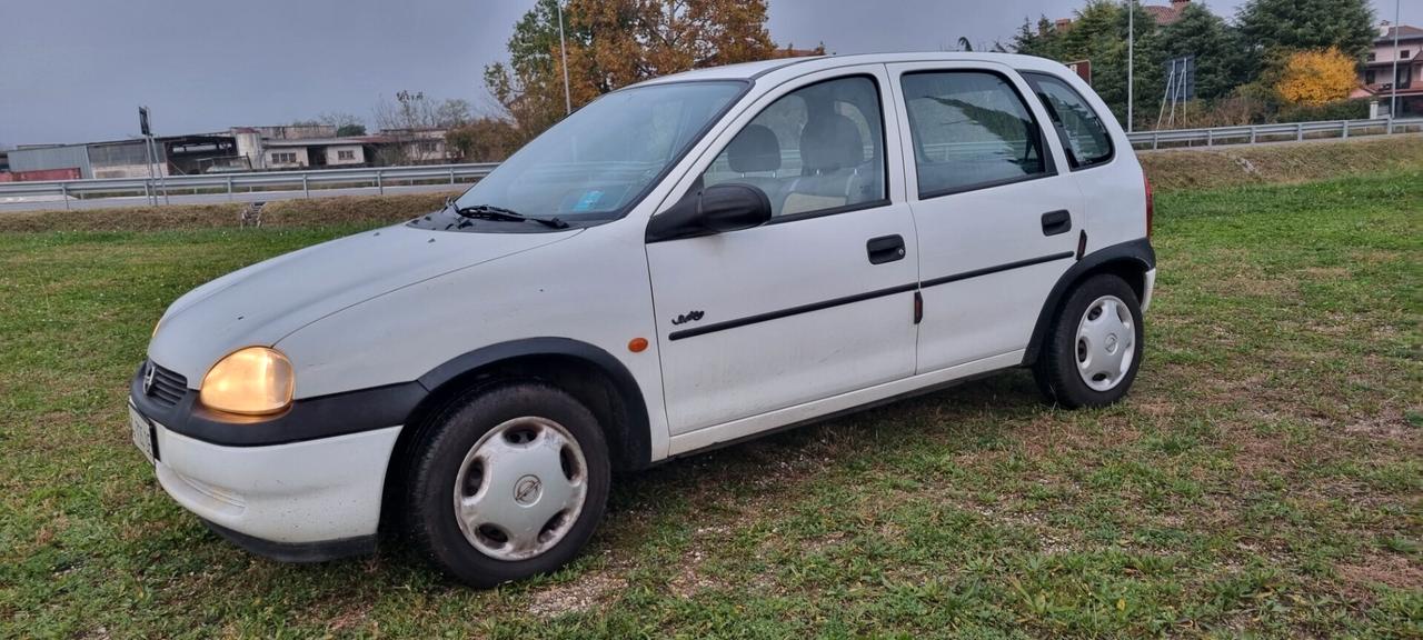 Opel Corsa 1.2
