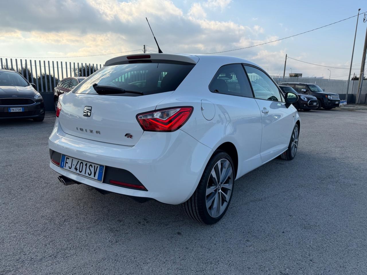 SEAT IBIZA 1.4 TDI 105 CV FR COUPE FULL LED MY16