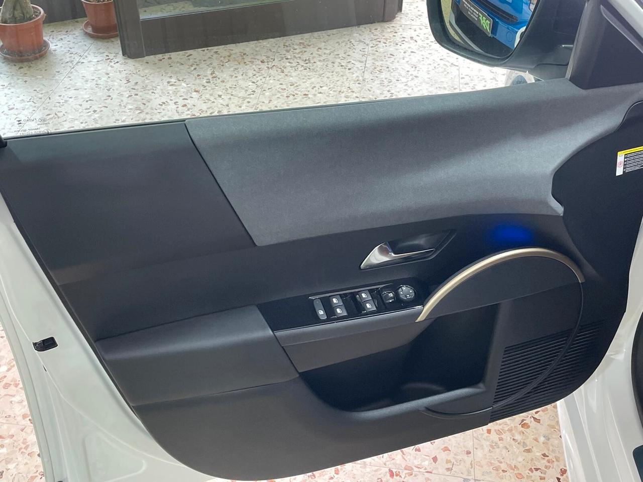 Lancia Ypsilon Hybrid e-DCT LX KM0