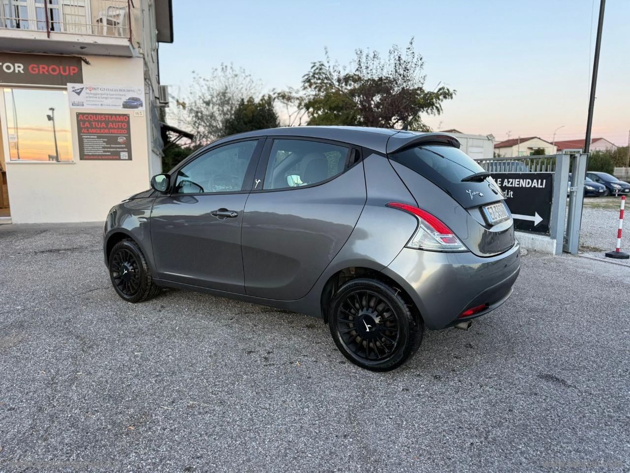 LANCIA Ypsilon 1.2 69 CV 5p. S&S ELEFANTINO BLU