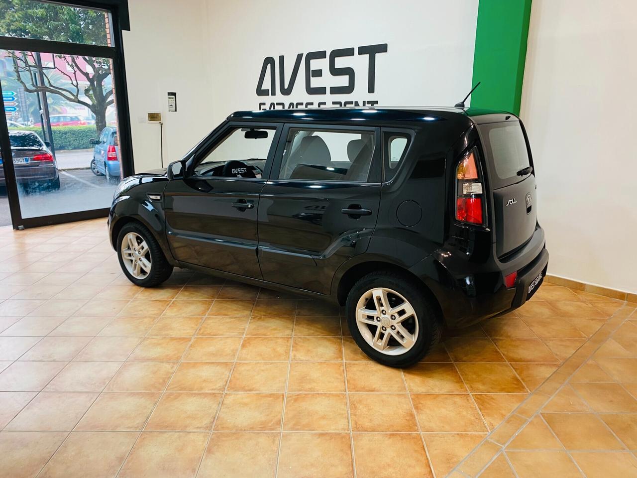 Kia Soul 1.6 CRDi VGT Cool Urban Shark