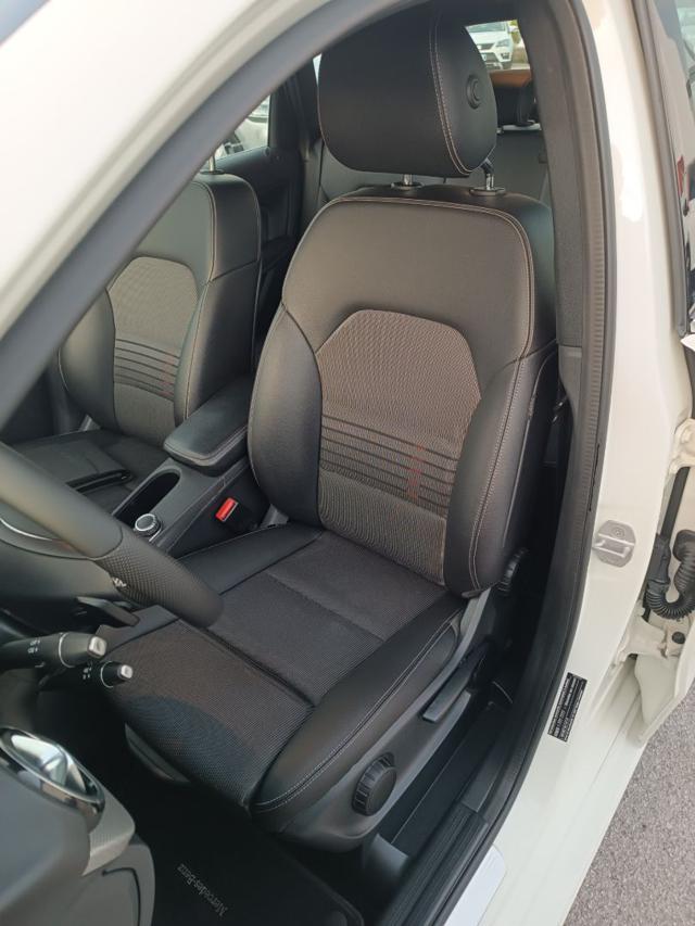 MERCEDES-BENZ B 180 d Automatic Sport