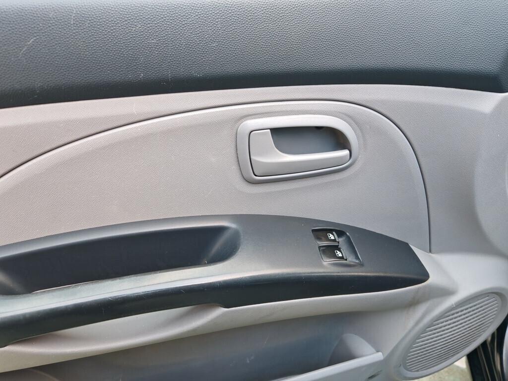 Kia Picanto 1.0 Benzina con 113.000km