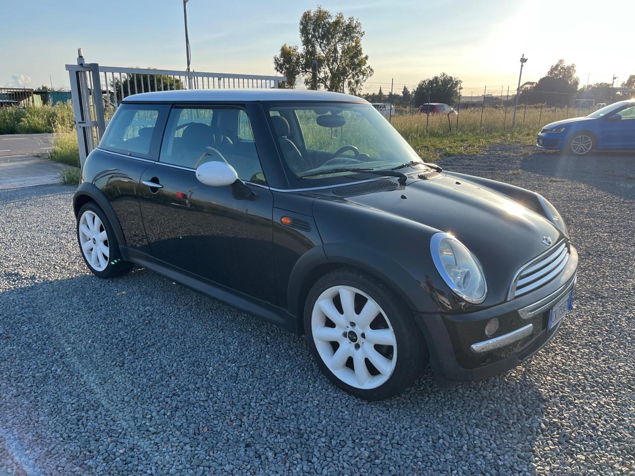 Mini Cooper 1.4 D