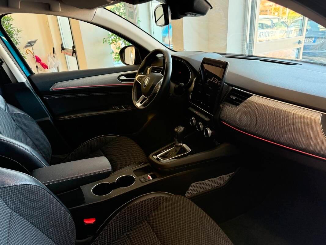 Renault Arkana 1.6 E-Tech full hybrid Techno 145cv
