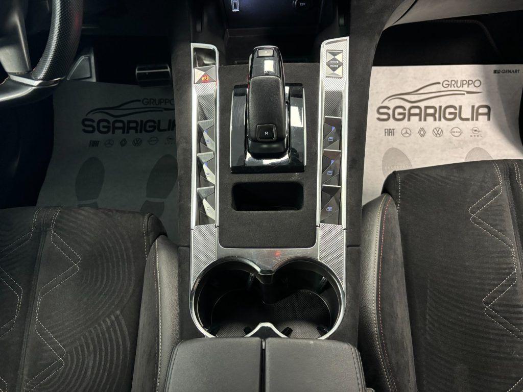 DS DS7 Performance Line + STRAFULL 1.5 BlueHDi AUTOMATICO