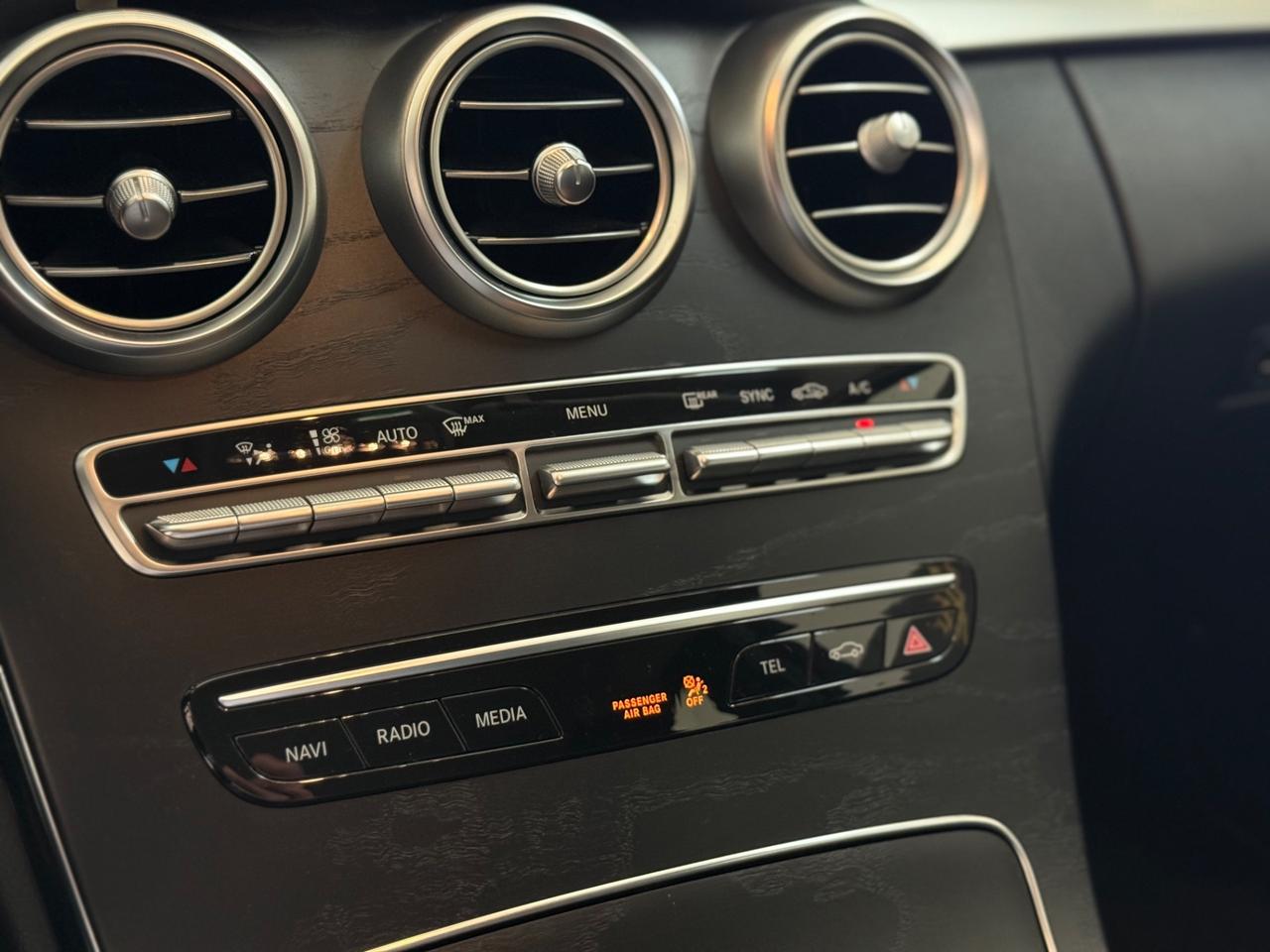 Mercedes-benz C 200 d Auto Premium