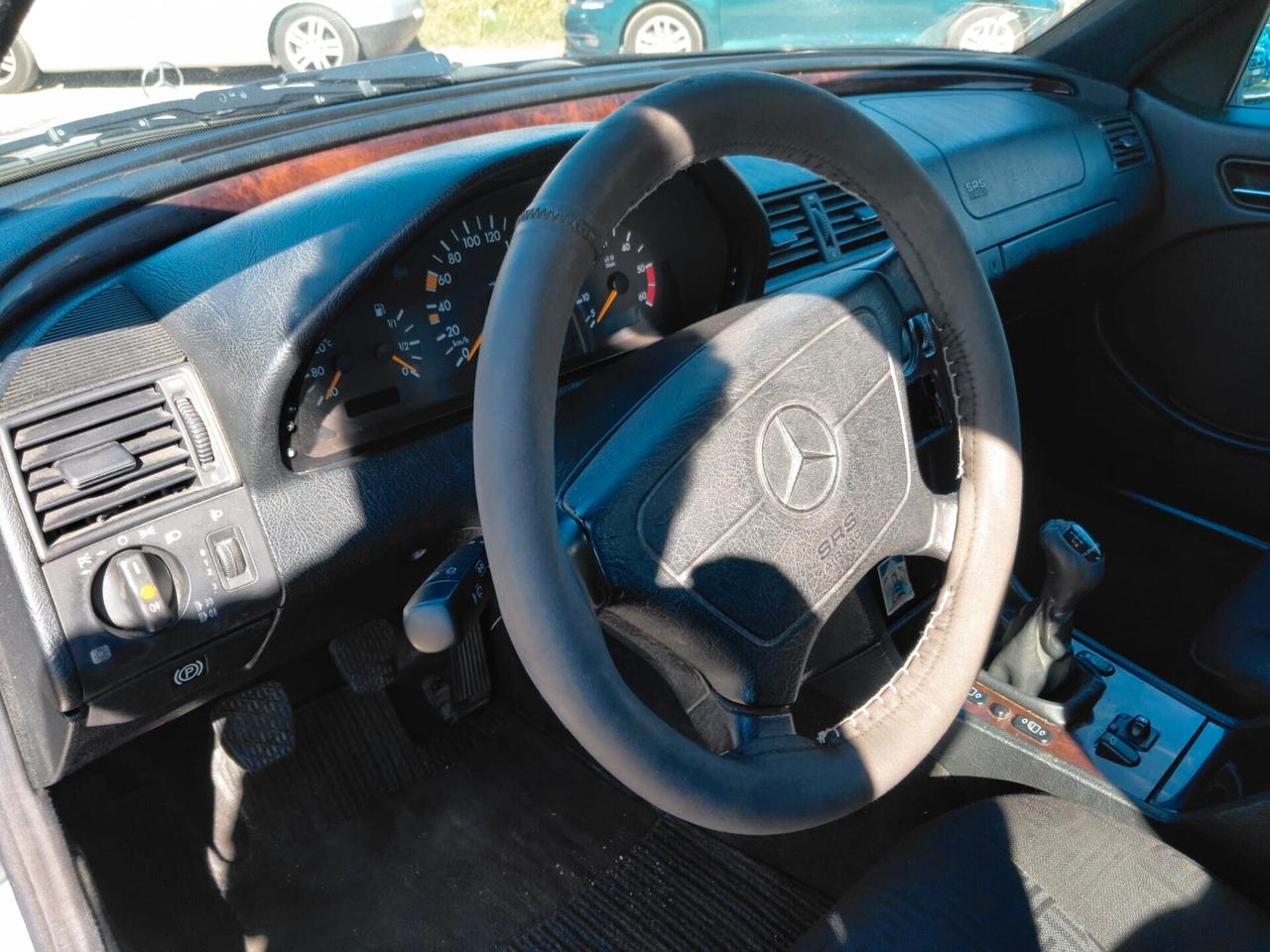 Mercedes-benz C 250 turbodiesel Elegance