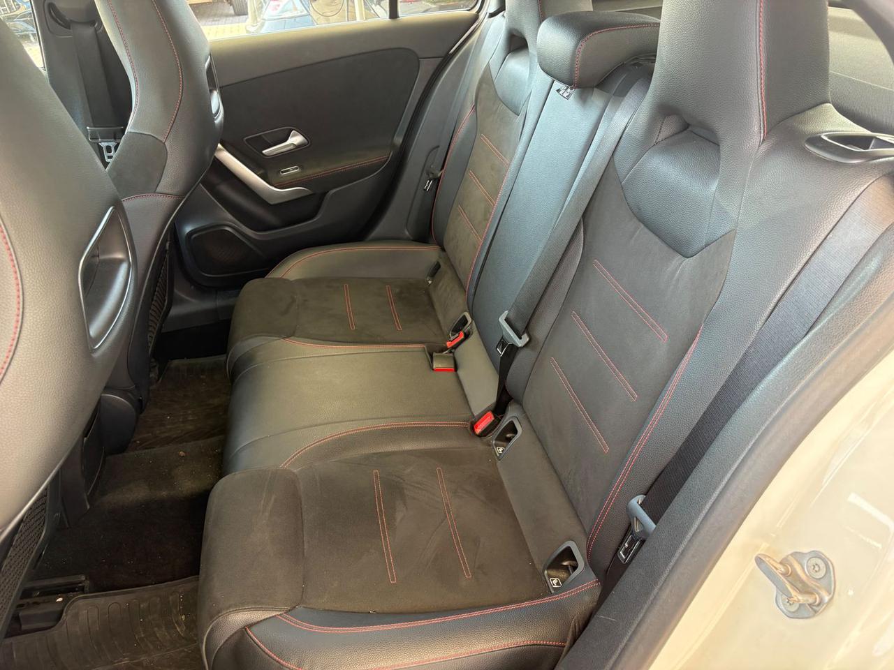 Mercedes-Benz A 200 AMG Line Premium Plus E #11037