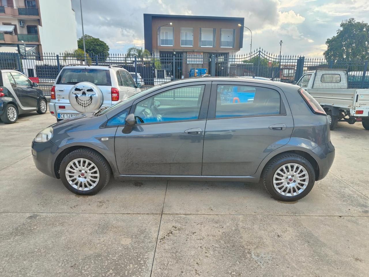 FIAT PUNTO EVO-PRoV TOSCANA-ECCELLENTI CONDIZIONi