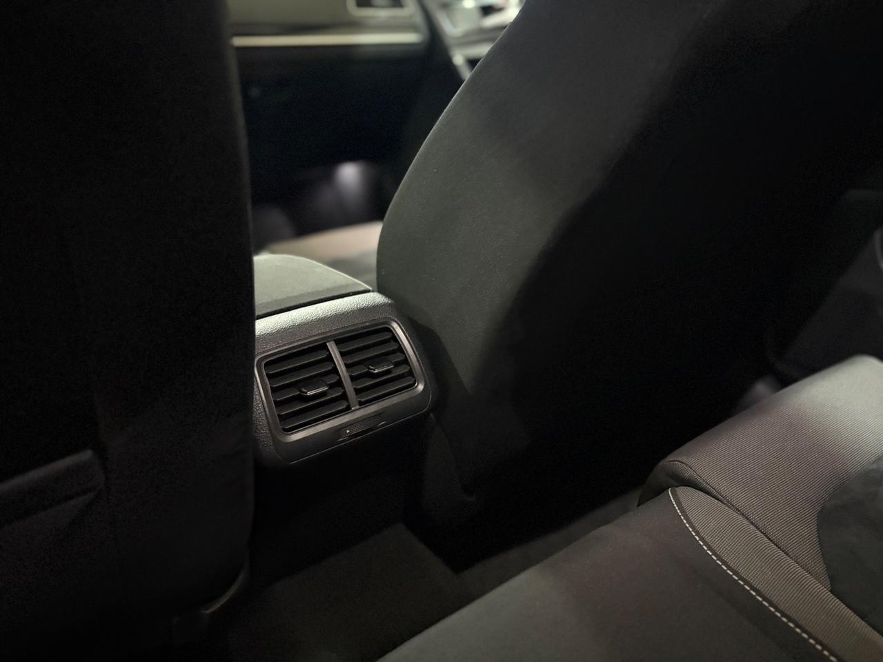 Volkswagen Golf 1.6 TDI 5p. Highline BlueMotion Technology