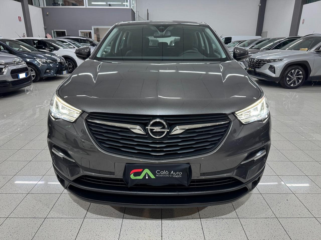 Grandland 1.5CDTI EAT8 Busines NAVI TELECAMERA BELLA