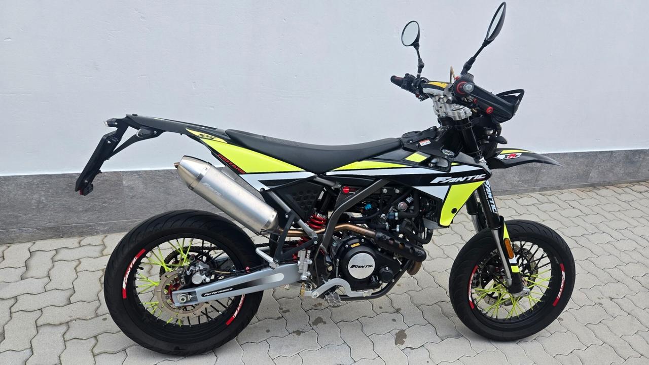 Fantic Motor Caballero 125 PERFORMANCE